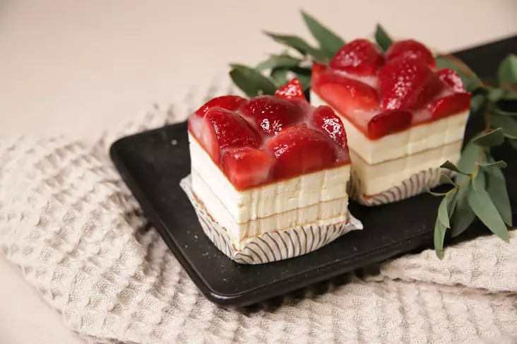 Mansikkakermaleivos - KONDITORIATUOTTEET - 4001 - 7