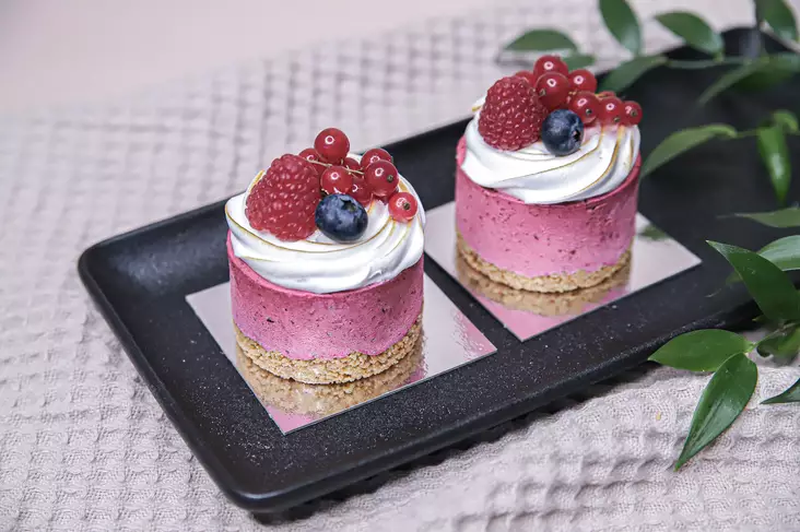 Metsämarja-marenkileivos - GLUTEENITTOMAT TUOTTEET - 4065 - 3