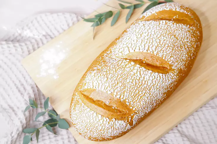 Pitkä hiivari, siivutettu - RUOKALEIVÄT - 1056 - 1