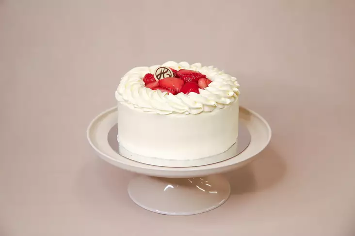 Gluteeniton mansikkakermakakku - GLUTEENITTOMAT TUOTTEET - 4627 - 7