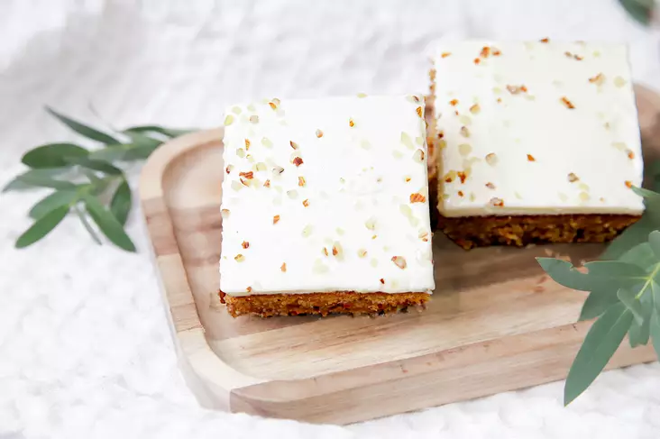 Gluteeniton porkkanaleivos - GLUTEENITTOMAT TUOTTEET - 8073A - 2