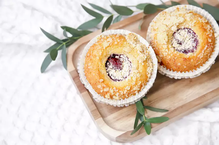 Gluteeniton valkosuklaa-karpalomuffinssi - GLUTEENITTOMAT TUOTTEET - 8082A - 3