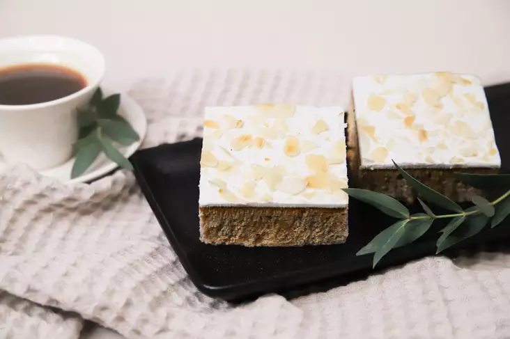 Vegaaninen porkkanaleivos - KONDITORIATUOTTEET - 3914A - 2